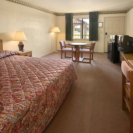 Travelodge By Wyndham Τούλσα Εξωτερικό φωτογραφία